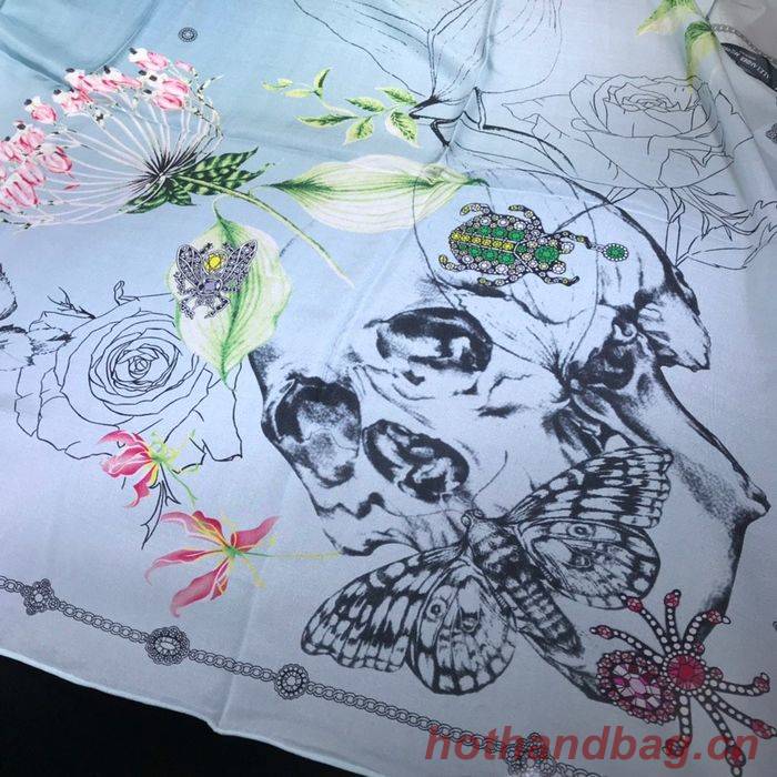 Alexander Mcqueen Scarf MQC00002 Alexander Mcqueen Scarf MQC00002